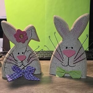 Decorative Bunny Figurines with Bows
